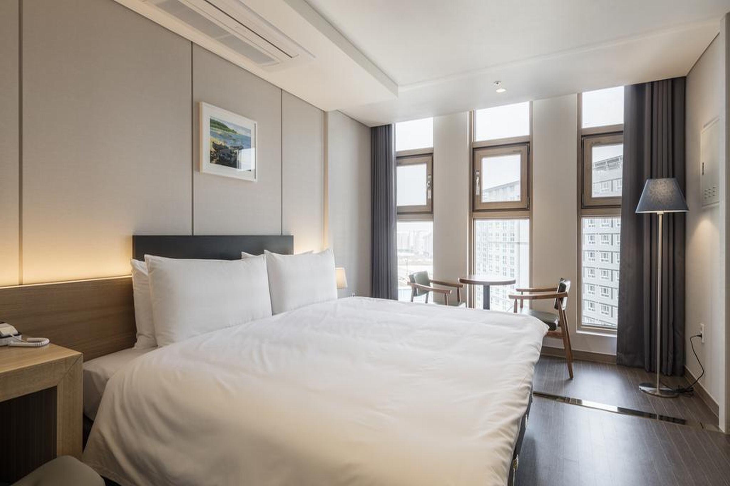 The First Stay Hotel Seoul Eksteriør billede
